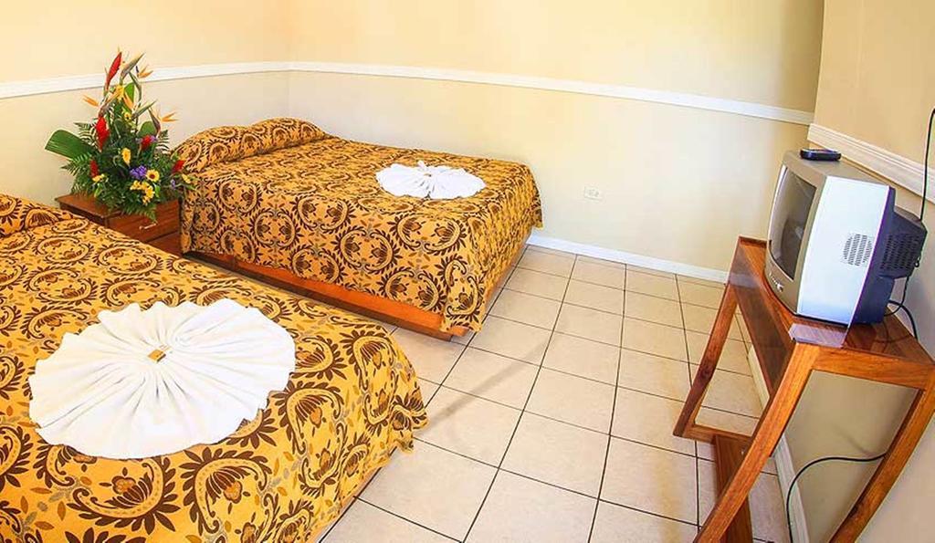 Hotel Wagelia Dominica Τουριάλμπα Δωμάτιο φωτογραφία